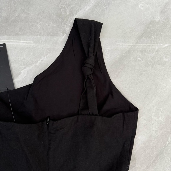 Women’s Lulus Tie and Low One Shoulder Knotted Skort Romper Linen Blend Small - Picture 10 of 16